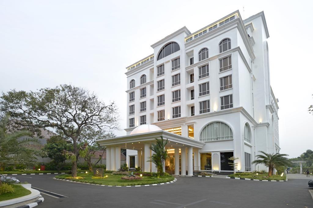 The Sahira Hotel Syariah Bogor Ngoại thất bức ảnh