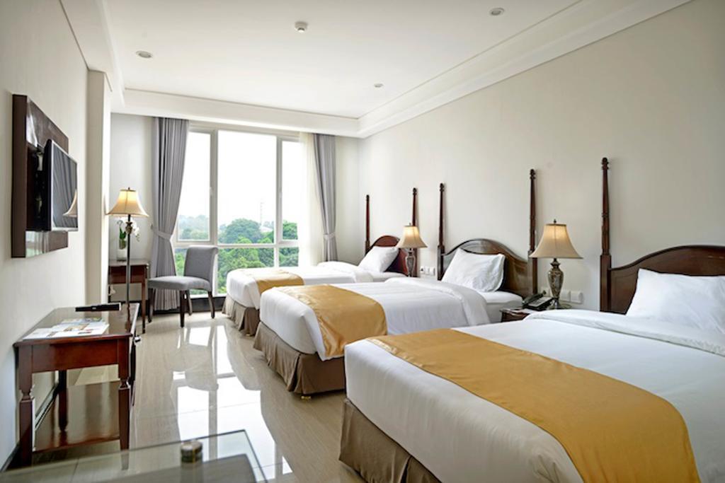 The Sahira Hotel Syariah Bogor Ngoại thất bức ảnh