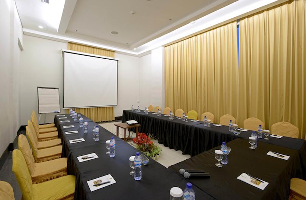 The Sahira Hotel Syariah Bogor Ngoại thất bức ảnh