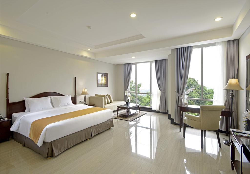 The Sahira Hotel Syariah Bogor Ngoại thất bức ảnh